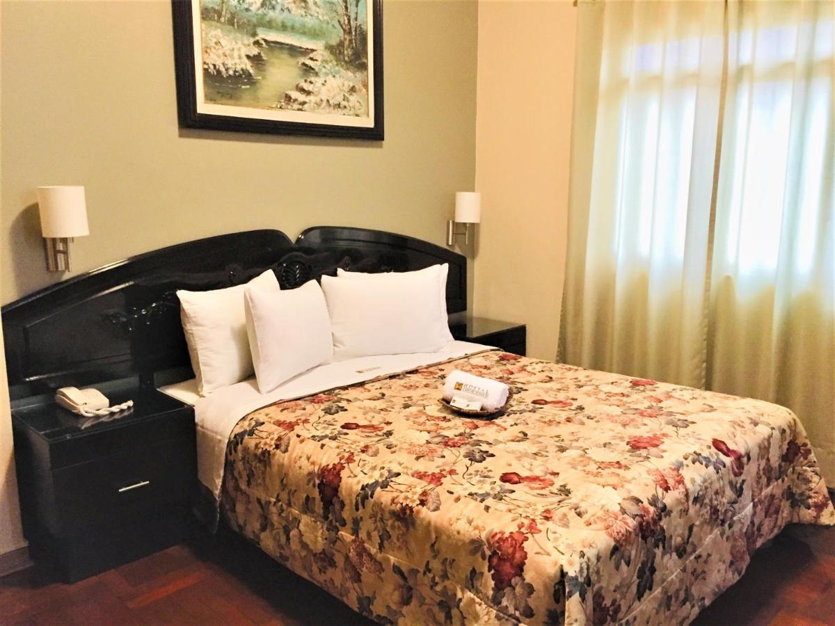 Hostal Carlos Tenaud Лима Екстериор снимка