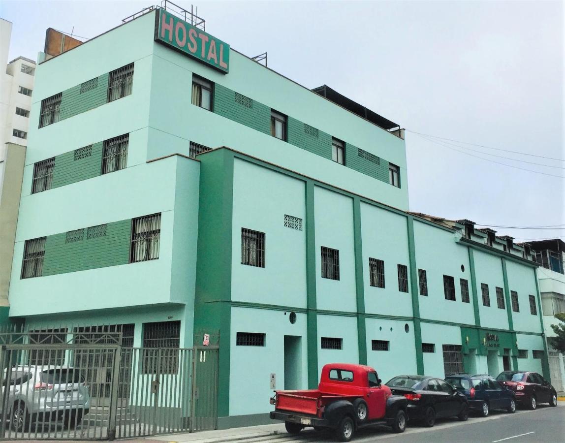 Hostal Carlos Tenaud Лима Екстериор снимка